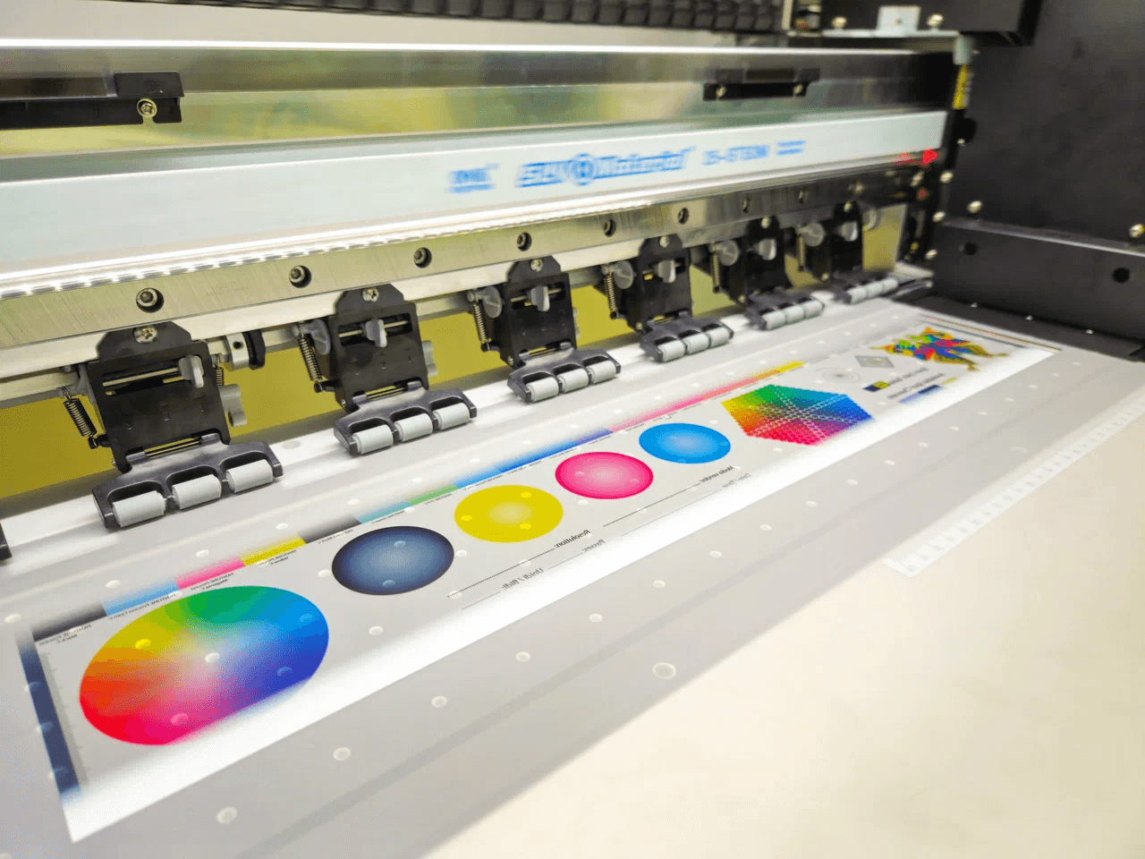 Калибровка цвета на DTF-принтере — контроль качества печати